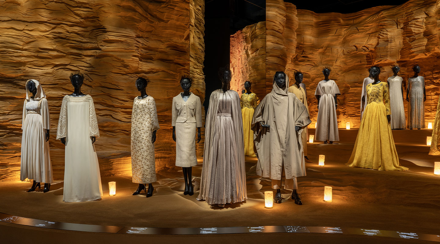 The exhibition also presents a Desert Beauty installation, inspired by the landscapes of the Al-’Ulā oasis, an ancient treasure of the Medina province. Photographer: Cedric Ghossoub, Photo Courtesy of Dior